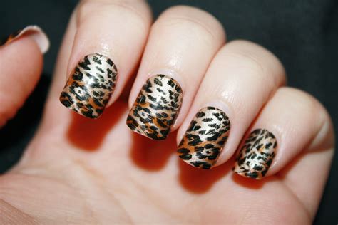 animal design nails